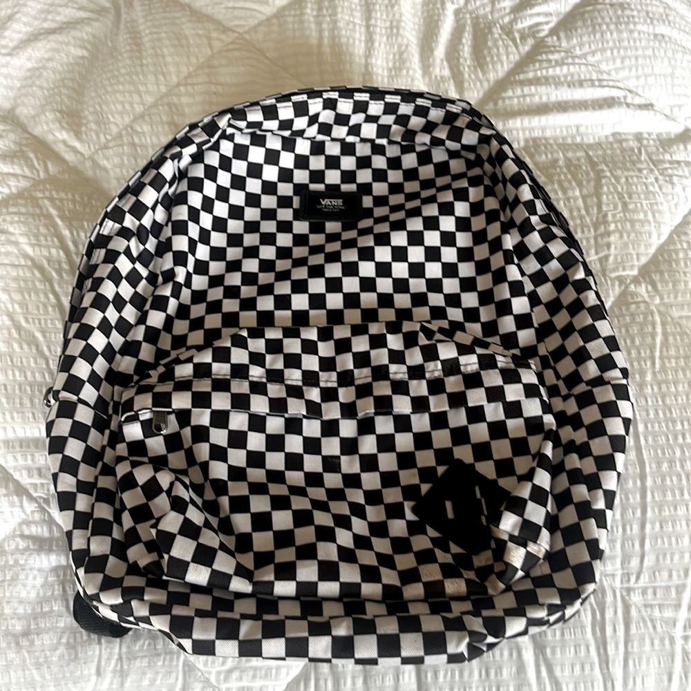 Vans- black and white checkered backpack